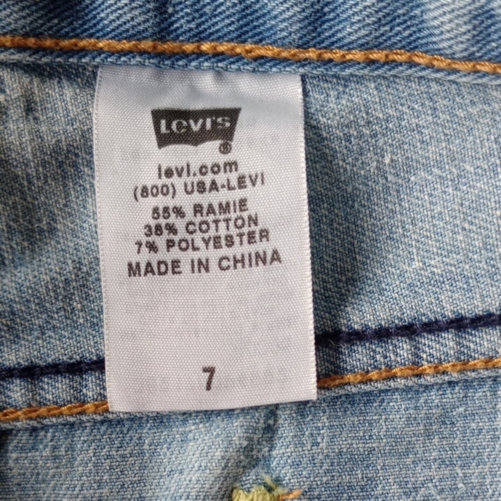 Levi's‎ Denim Mini Skirt with Distressed Accents - Picture 10 of 15